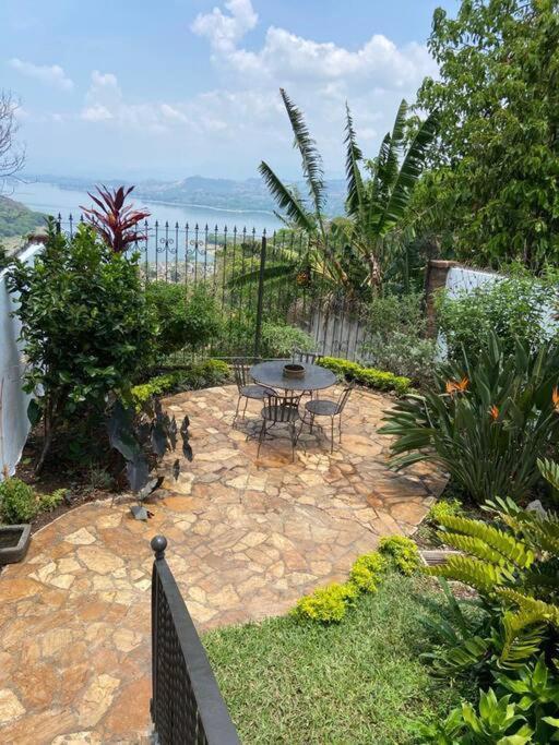 Casa Flor De Pajaro, Vistas Panoramicas Increibles Al Lago 호텔 Suchitoto 외부 사진